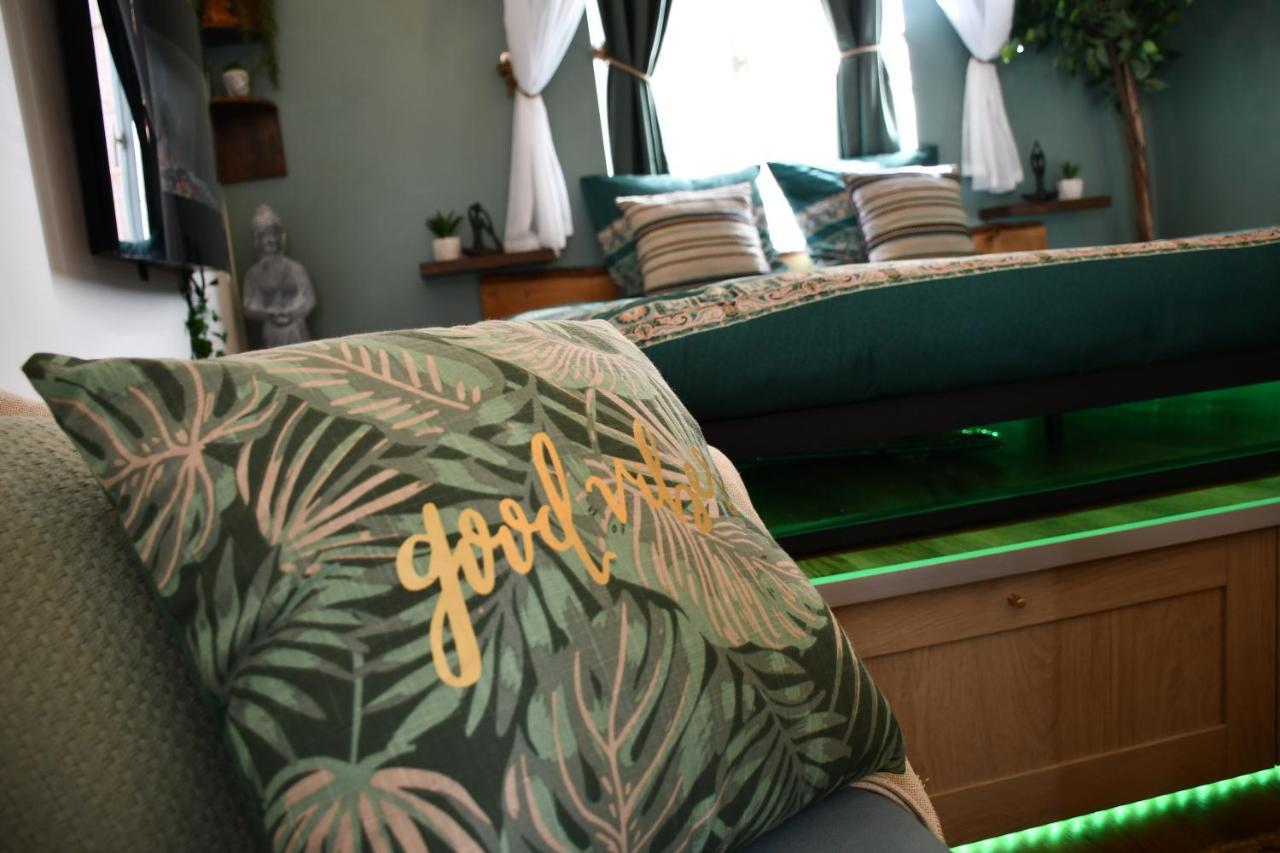 Le Patio H24,Cosy,Port,Plage,Wifi,Netflix La Seyne-sur-Mer Esterno foto