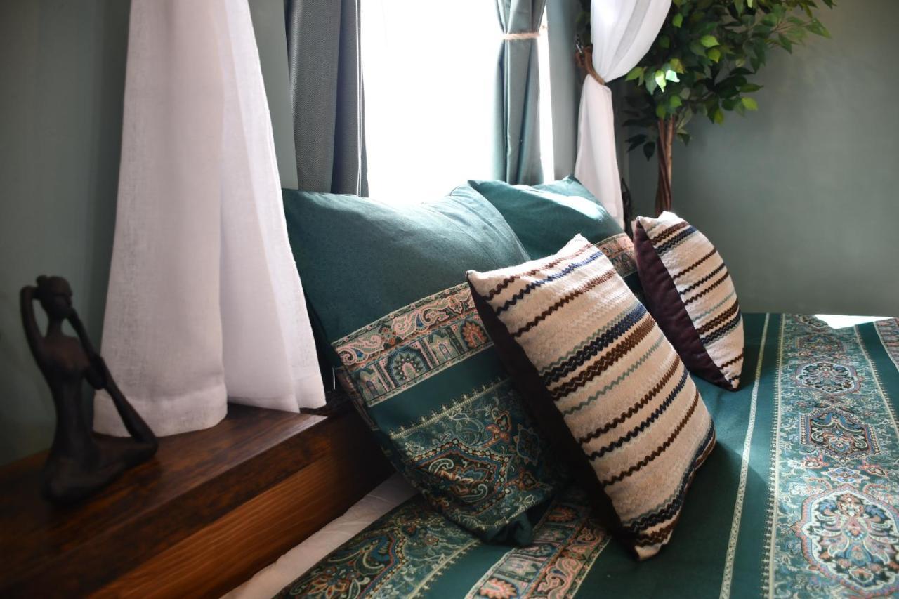 Le Patio H24,Cosy,Port,Plage,Wifi,Netflix La Seyne-sur-Mer Esterno foto