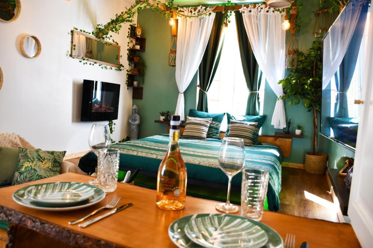 Le Patio H24,Cosy,Port,Plage,Wifi,Netflix La Seyne-sur-Mer Esterno foto