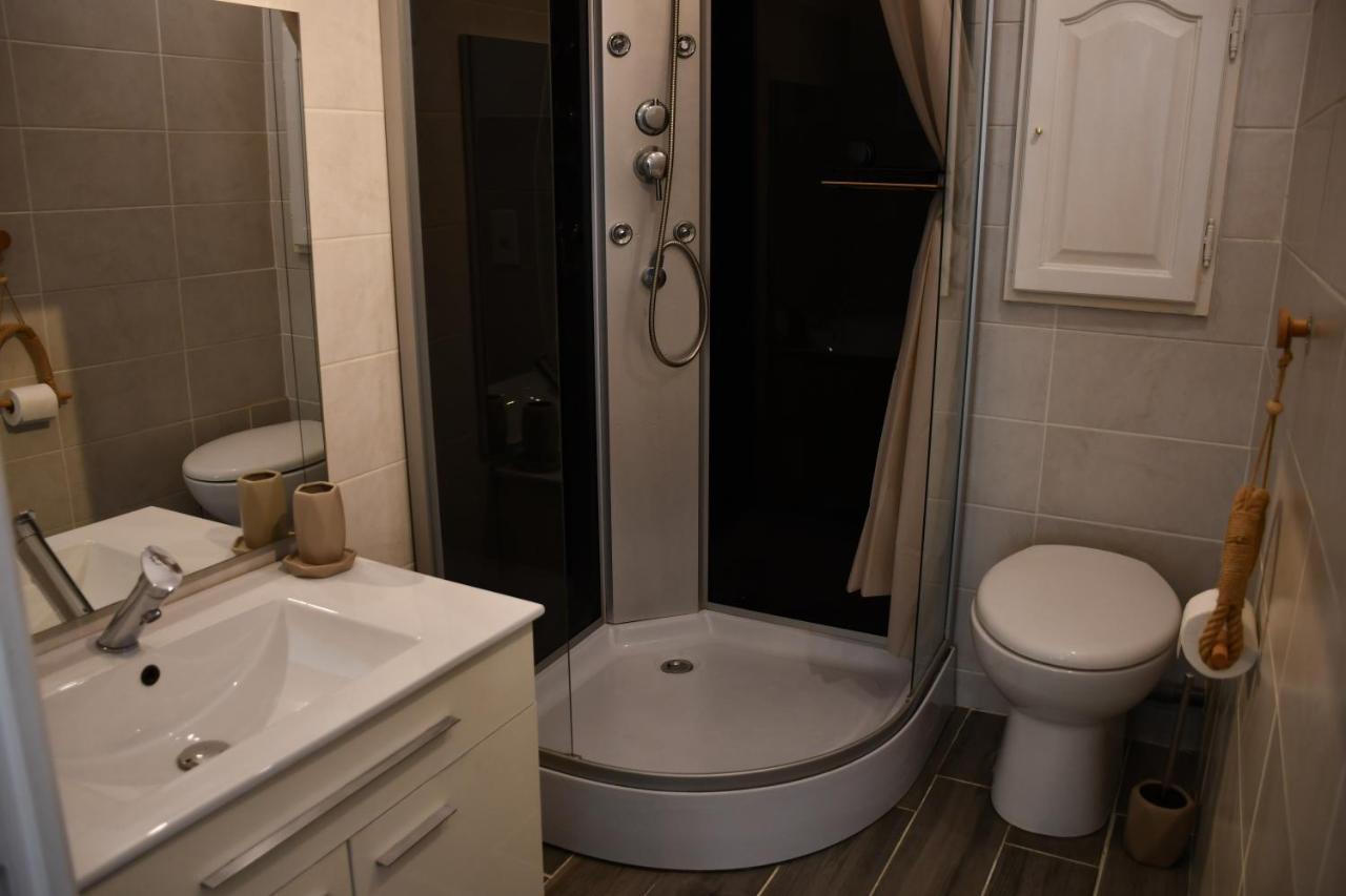 Le Patio H24,Cosy,Port,Plage,Wifi,Netflix La Seyne-sur-Mer Esterno foto